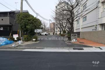 駐車場出入り口・敷地内駐車場（屋外平面式）