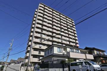 ユニーブル大曽根の外観（南西側から）