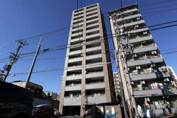 ダイアパレスステーションプラザ上飯田の外観（南東側から）