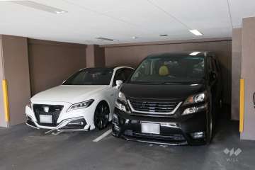 敷地内駐車場（屋内平面式）