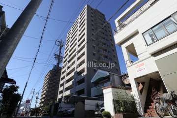 グランステイツ平安通の外観（南東側から）