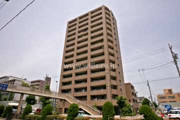 サーパス黒川の外観(南東側から)