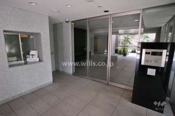 エントランスホール