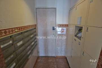 宅配ボックスと共用ポスト