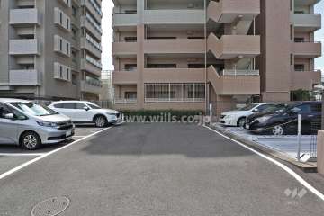 敷地内駐車場(屋外平面式)