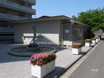 管理棟（管理事務所・集会室）