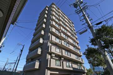 シティコーポ清水の外観（南西側から）