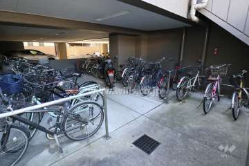 駐輪場、バイク置場