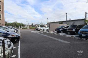 敷地内駐車場（屋外平面式、屋外機械式）