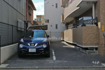 敷地内駐車場（屋外平面式）