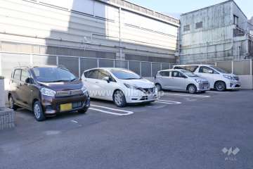 敷地内駐車場（屋外平面式）