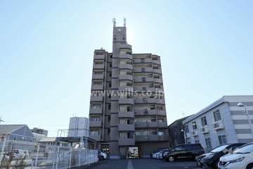 宝マンション西味鋺第5の外観（北側から）