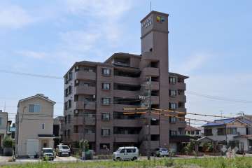 レインボー西味鋺の外観（北側から）