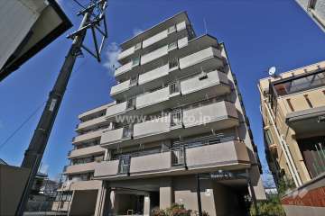 宝マンション西味鋺第2の外観（南側から）