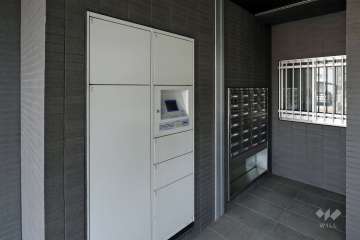 共用ポストと宅配ボックス