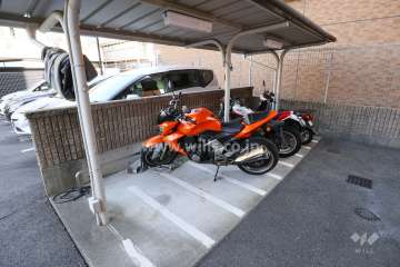 バイク置場
