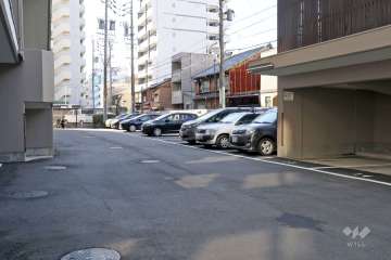 敷地内駐車場（屋外平面式）
