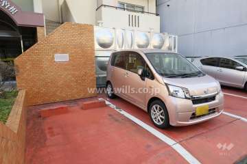 敷地内駐車場（屋外平面式）