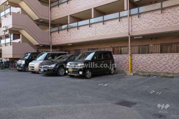 敷地内駐車場（屋外平面式）