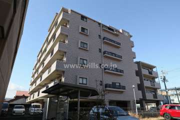 宝マンション中味鋺の外観（南東側から）