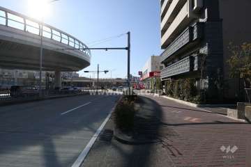 敷地南東側の前面道路