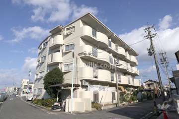 グリーンコーポ味鋺の外観（南西側から）