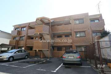 ネオハイツ楠S棟の外観（北西側から）