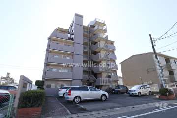 宝マンション斉宮司B棟の外観（北東側から）