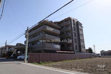 ライオンズマンション楠の外観（北西側から）