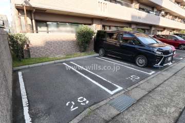 敷地内駐車場（屋外平面式）