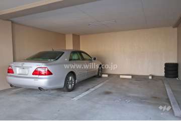 敷地内駐車場（屋内平面式）