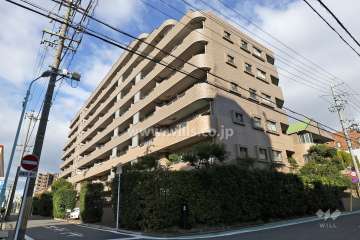 ライオンズマンション八龍町の外観（南東側から）