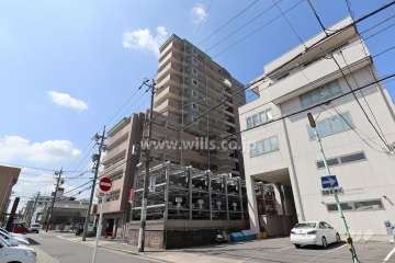 カルティア黒川の外観（北東側から）