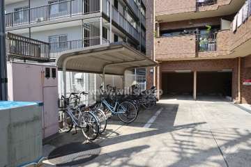 駐輪場、バイク置き場