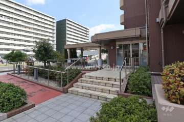 エントランスアプローチ