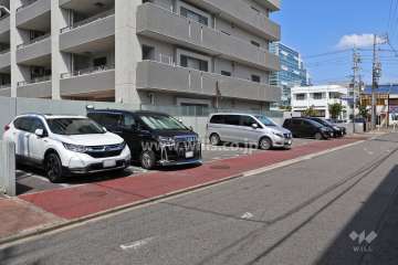 敷地内駐車場(屋外平面式)