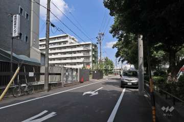 敷地東側は「天道公園」に面しています。