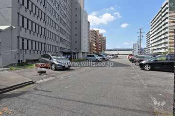 敷地内駐車場(屋外平面式)