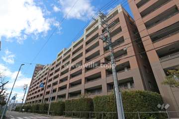 メリアE棟の外観（南東側から）