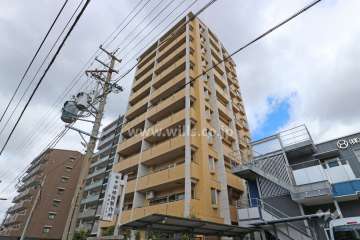 エスポア平安通の外観（南東側から)