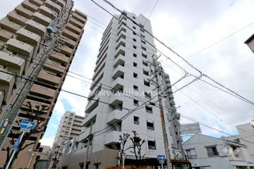 グランドメゾン平安通の外観（東側から）