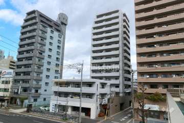 グランドメゾン平安通の外観（南側から）