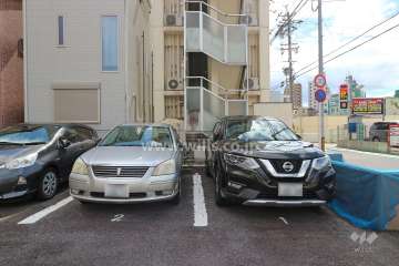 敷地内駐車場（屋外平面式）