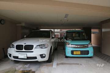 敷地内駐車場（屋内平面式）