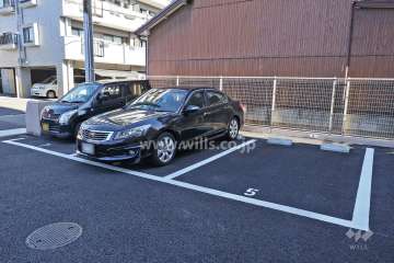 敷地内駐車場（屋外平面式）