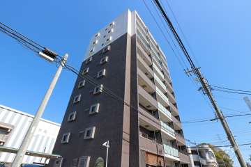 べリスタ志賀本通の外観（南西側から）