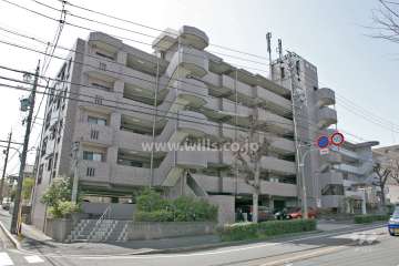 宝マンション姥子山の外観(北東側から)