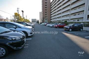 敷地内駐車場(屋外平面式)
