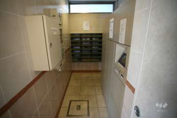 宅配ボックスと共用ポスト