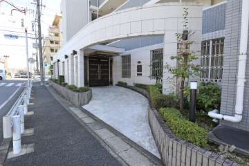 エントランスアプローチ